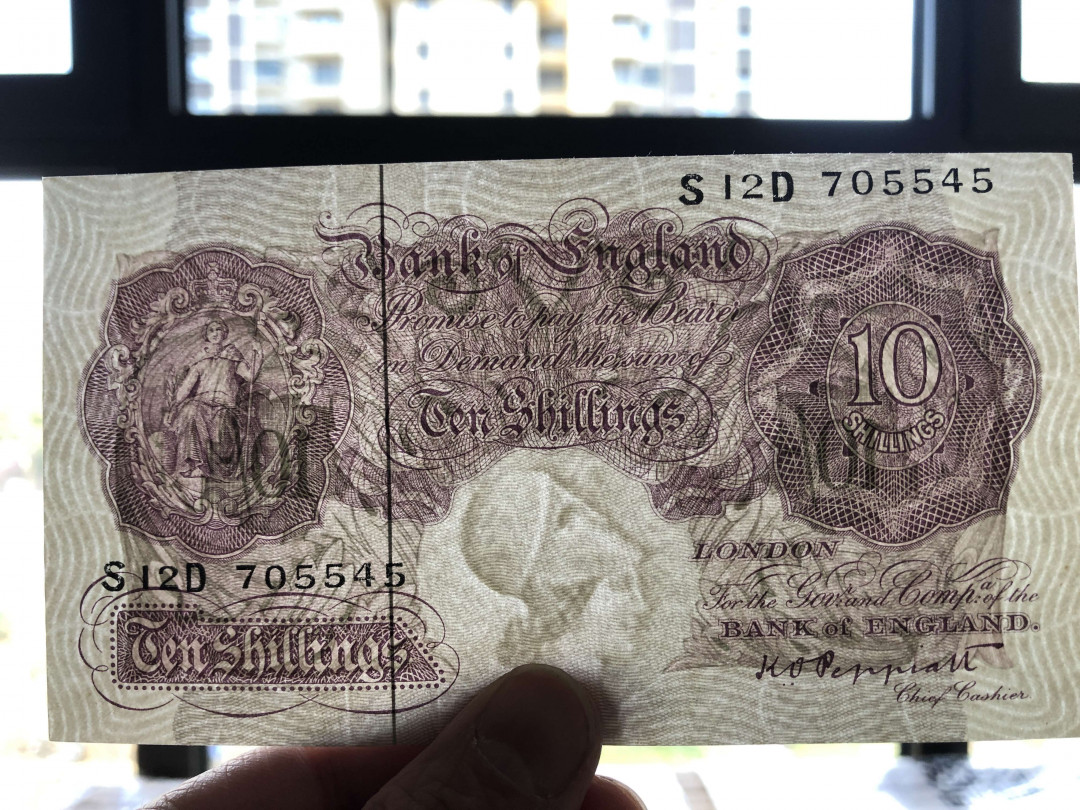 【收藏联盟】第130期拍卖——伊比利亚斗牛士（共55拍） 英国 A序列1940年 10先令 二战期间 紫色版本稀少 全新UNC