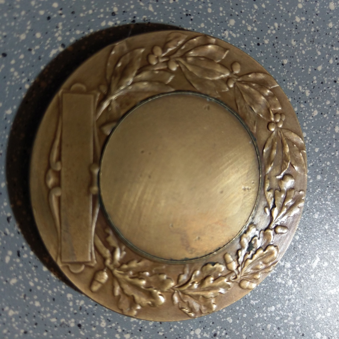 麦朵尔艺术俱乐部第28场拍卖 花卉协会奖牌