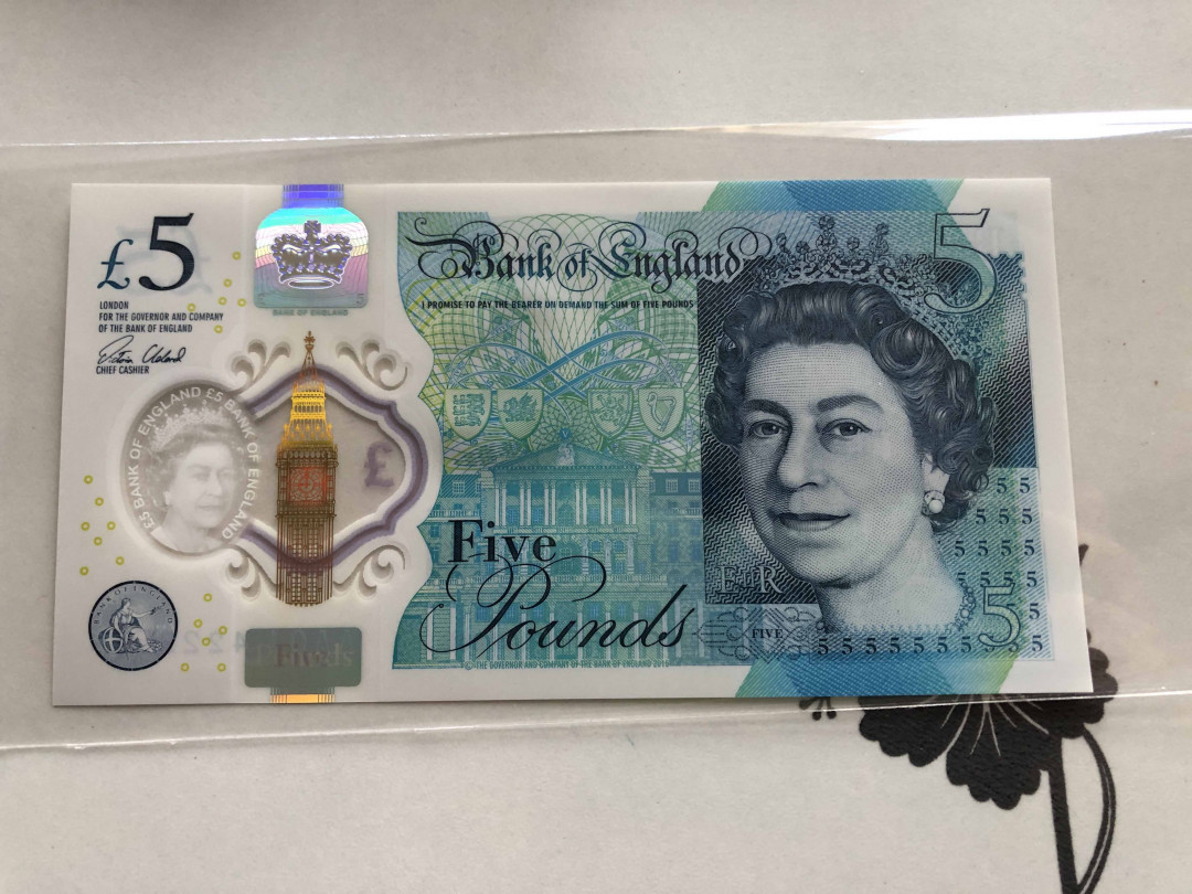 【收藏联盟】第130期拍卖——伊比利亚斗牛士（共55拍） 【AA01】英国 2015年5镑 塑料钞 丘吉尔 全新UNC