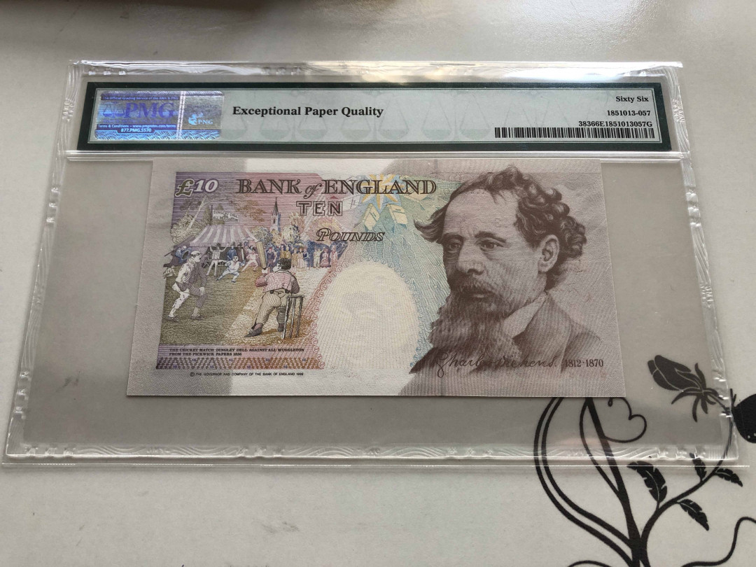 【收藏联盟】第130期拍卖——伊比利亚斗牛士（共55拍） 【A01千位号】英国 皇冠版 1990年5镑 PMG66EPQ