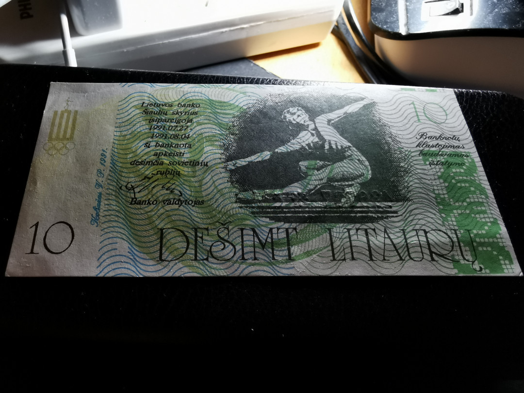 【鲸贝乐淘】千字文·第“男效才良”号拍卖 【立陶宛】1991年奥运系列商业钞10，品相如图，角有微小钝，AUNC 
