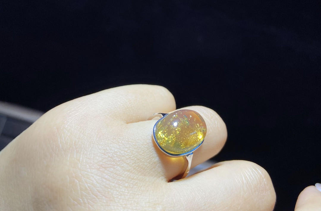 多米、缅甸琥珀混拍专场 虫珀女戒