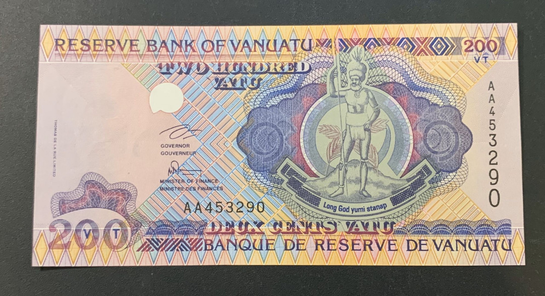 紫瑗钱币—微拍第44期—纸币场 瓦努阿图 1995年 200阿图 AA冠 UNC