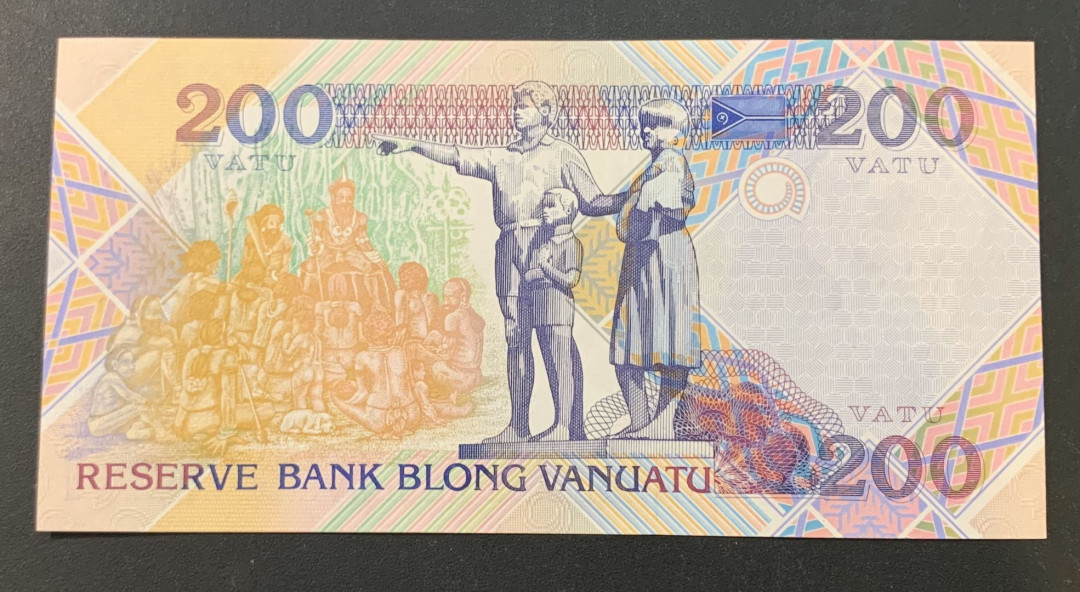 紫瑗钱币—微拍第44期—纸币场 瓦努阿图 1995年 200阿图 AA冠 UNC