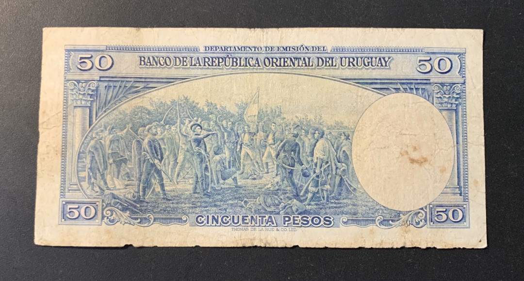 紫瑗钱币—微拍第44期—纸币场 乌拉圭 1939年 50比索 流通品