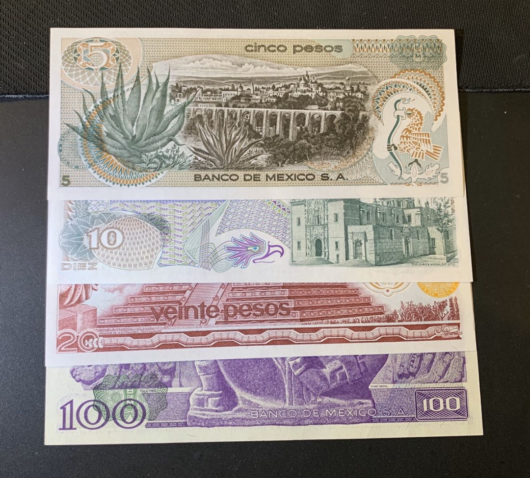 紫瑗钱币—微拍第44期—纸币场 墨西哥 早期 5 10 20 100比索 4枚一套 UNC