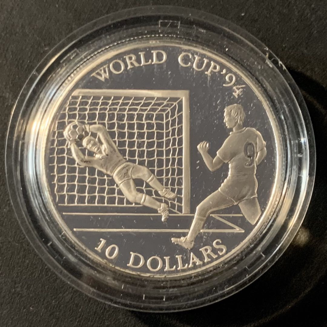 紫瑗钱币—微拍第45期  库克群岛 1992年 94美国世界杯 10元 31.47克 0.925银 精制