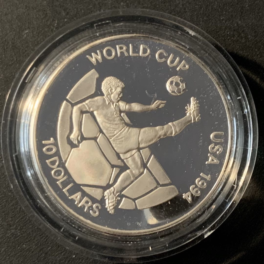 紫瑗钱币—微拍第45期  斐济 1993年 94美国世界杯 10元 31.64克 0.925银 精制