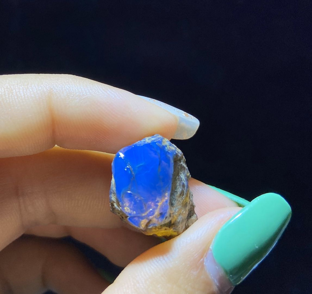 多米尼加蓝珀拍卖 多米尼加蓝珀原石小料