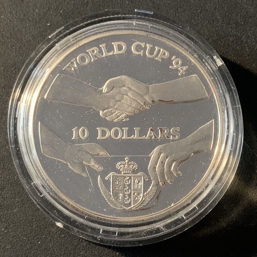 紫瑗钱币—微拍第45期  纽埃 1991年 94年美国世界杯 10元 31.53克 0.999银 精制