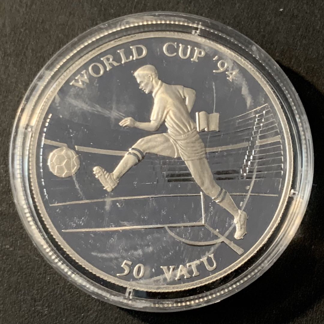 紫瑗钱币—微拍第45期  瓦努阿图 1994年 94美国世界杯 50瓦图 31.47克 0.925银 精制