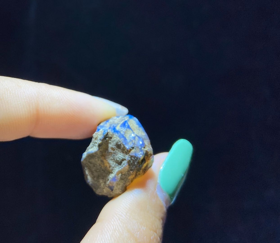 多米尼加蓝珀拍卖 多米尼加蓝珀原石小料