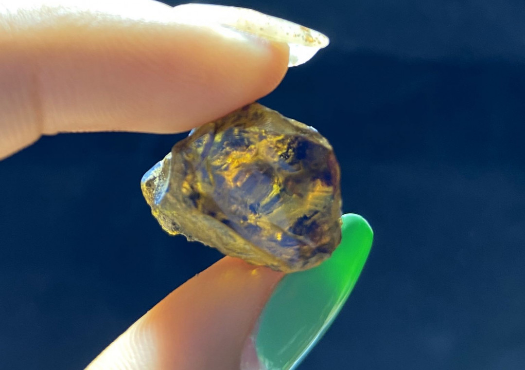 多米尼加蓝珀拍卖 多米尼加蓝珀原石小料