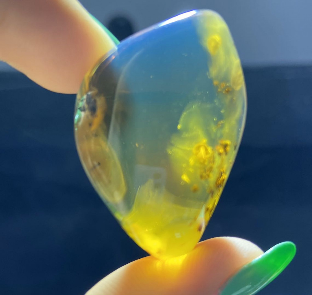 多米尼加蓝珀拍卖 缅甸琥珀随形