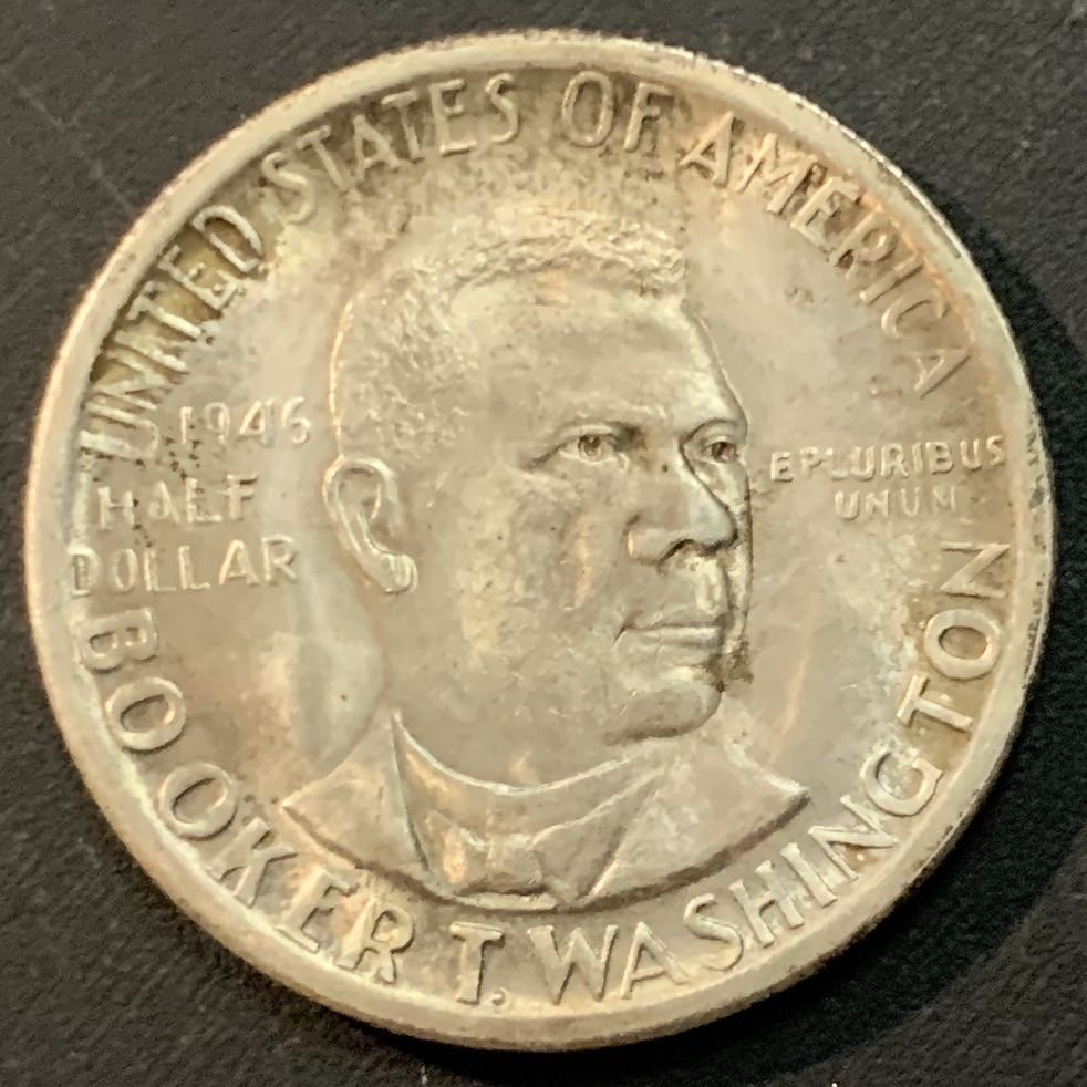 紫瑗钱币—微拍第46期  美国 1946年  黑人政治家 布克—华盛顿 50美分 12.5克 0.9银 AU