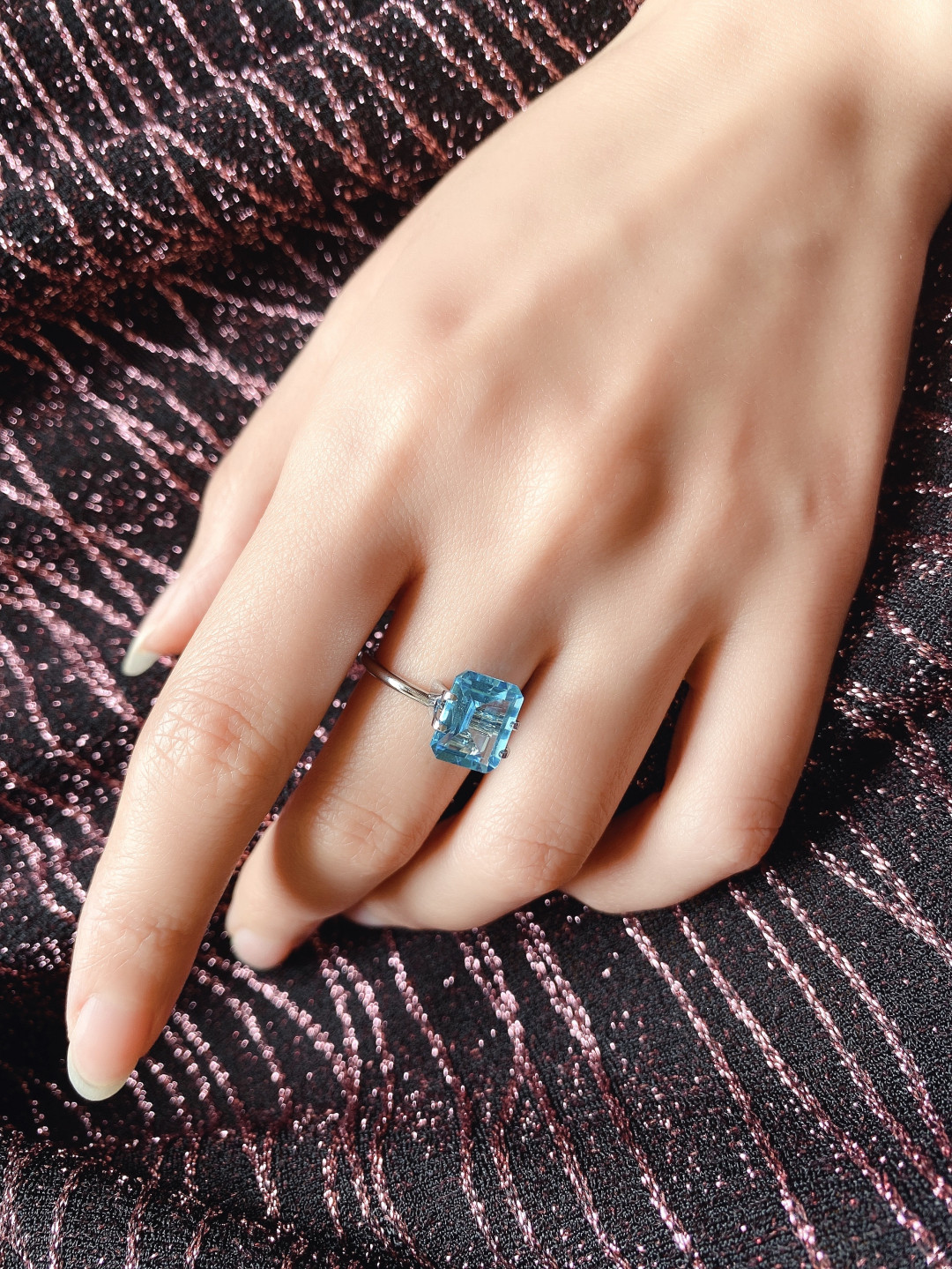 【4月4日 多种裸石、银饰】HH GEMS 4月综合拍卖特辑 TOPAZ 天然托帕石 3.75克拉 裸石 无证书
