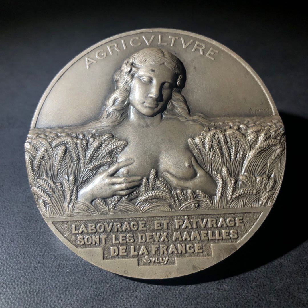 麦朵尔艺术名家系列（30） 大地母亲