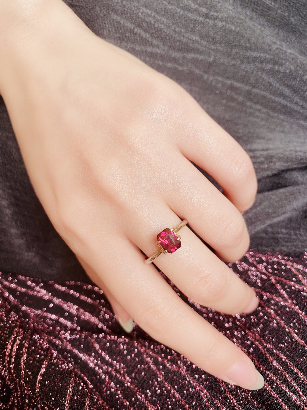 【4月4日 多种裸石、银饰】HH GEMS 4月综合拍卖特辑 GARNET 天然红石榴 1.38克拉 裸石 无证书