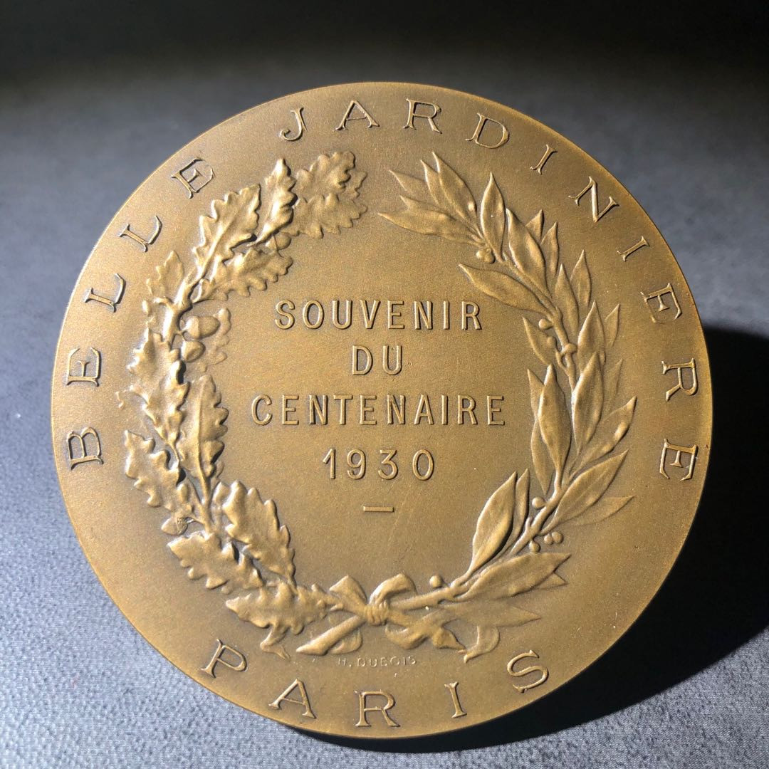 麦朵尔艺术名家系列（30） 美丽园丁女