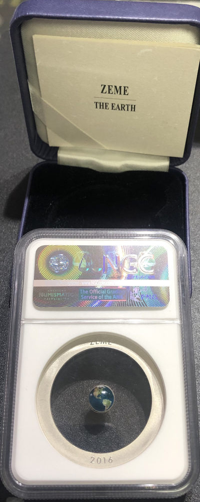 【随心拍&GetCoins】现代钱币拍卖第四十六期 拉脱维亚2016年陶瓷透明地球银币NGCMS70