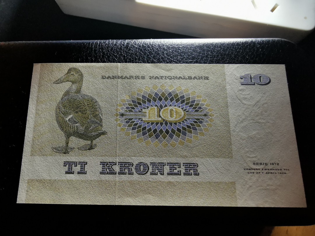 【鲸贝乐淘】千字文·第“知过必改”号拍卖 【丹麦🇩🇰】1972年10元，全新全品UNC ，小鸭子🦆