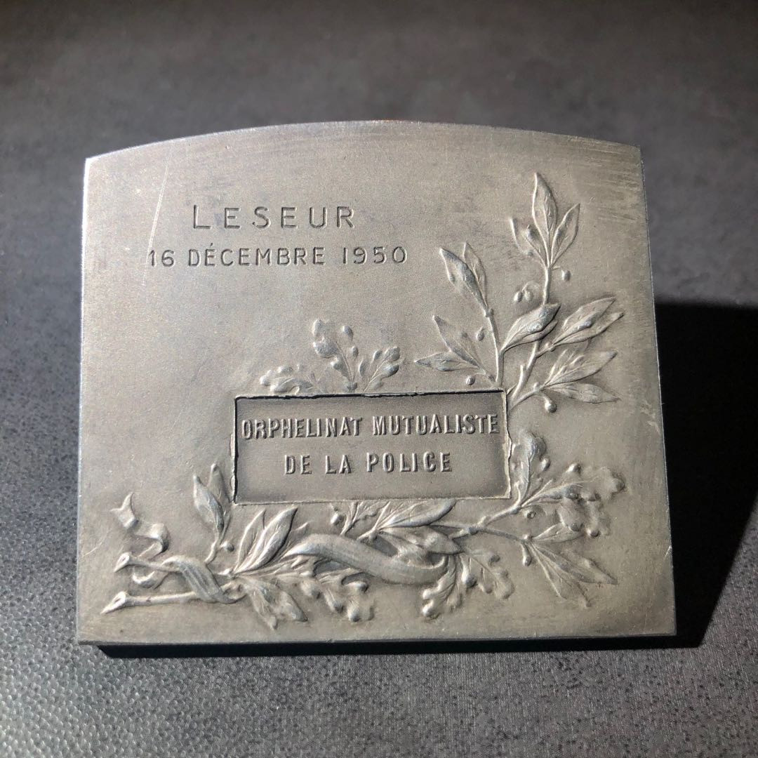 麦朵尔艺术名家34场 救助孤老