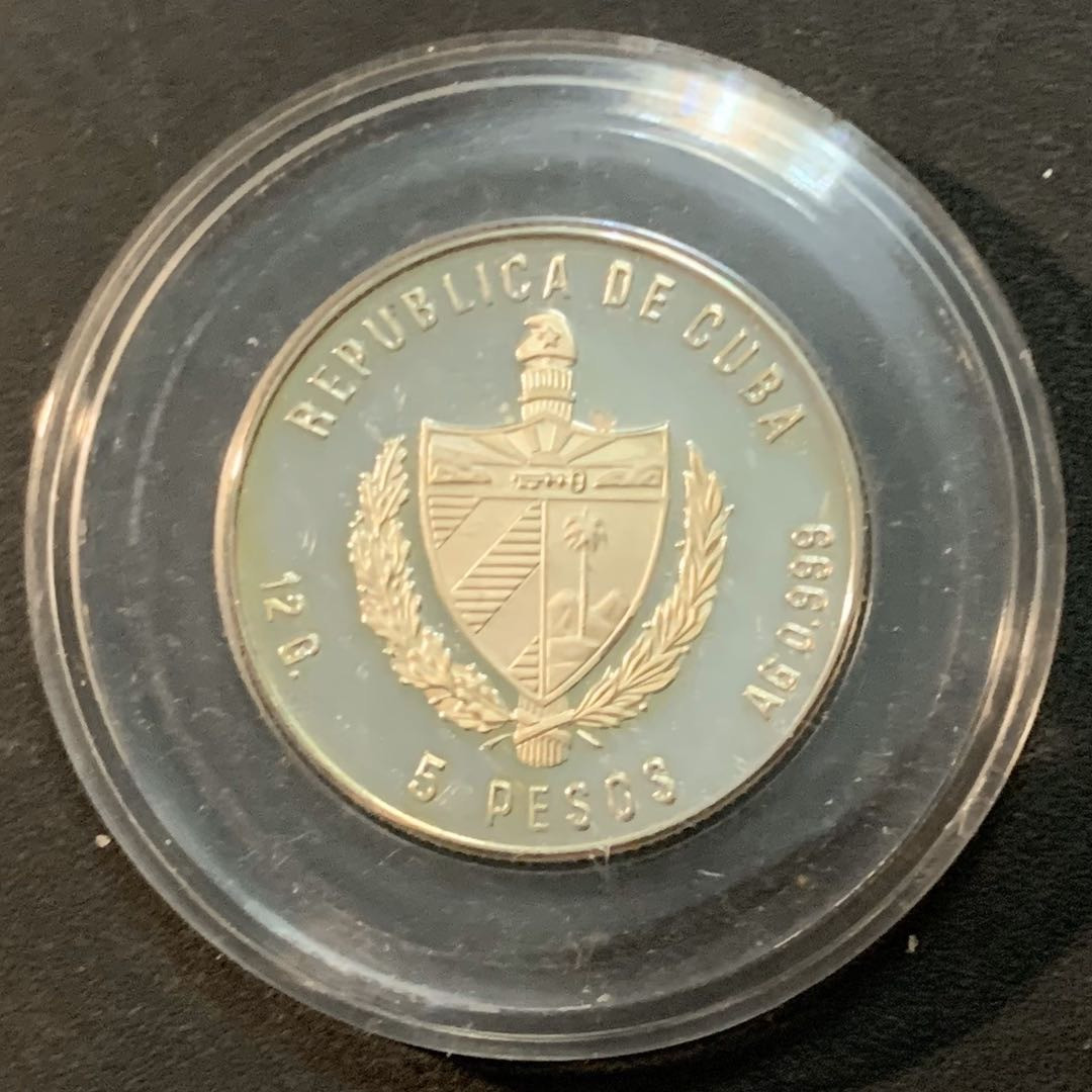 紫瑗钱币—微拍第47期  古巴 1981年 82西班牙世界杯 5比索 12克 0.999银 精制