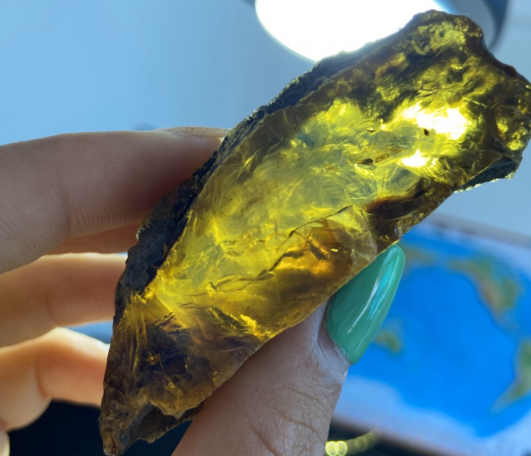 多米尼加蓝珀拍卖 多米尼加蓝珀原石