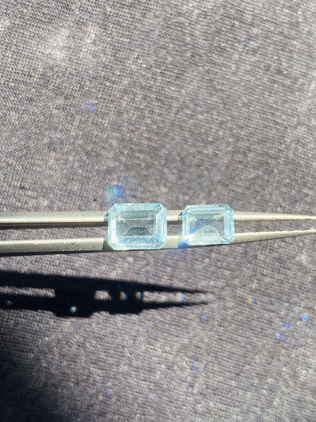 【4月11日 多种裸石、银饰】HH GEMS 4月综合拍卖特辑 AQUAMARINE 海神之石 无烧海蓝宝 祖母绿切割一对共2.95克拉（1.14+1.81）无证书 支持复检