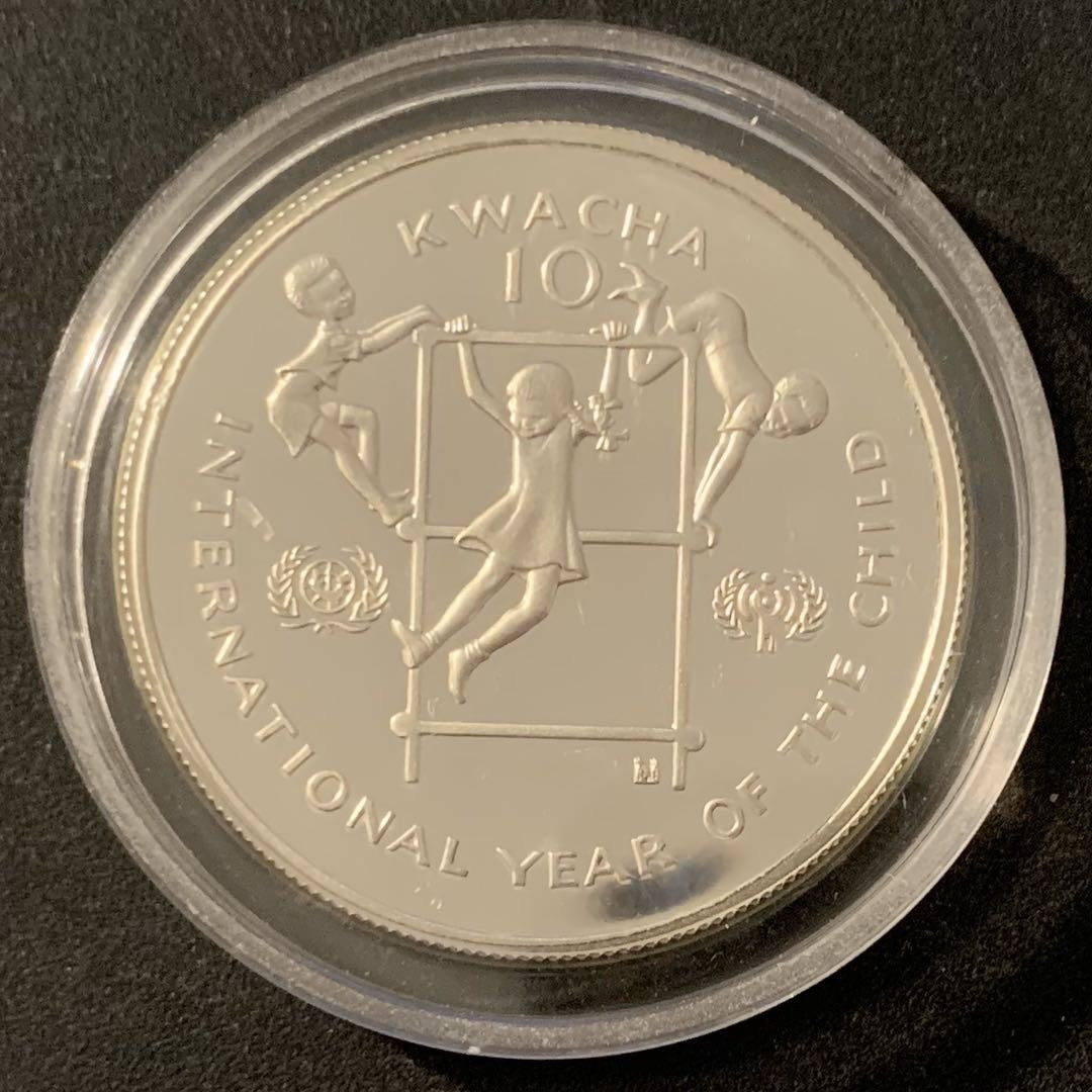 紫瑗钱币—微拍第48期  赞比亚 1980年 国际儿童年 10宽扎 27.22克 0.925银 精制