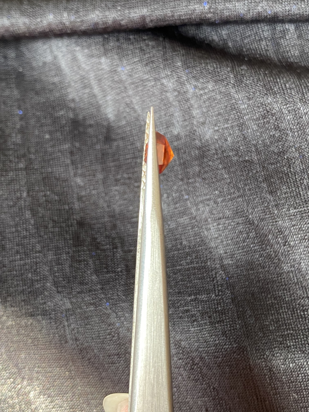 【4月11日 多种裸石、银饰】HH GEMS 4月综合拍卖特辑 GARNET 天然琥珀色石榴 3.85克拉 裸石 无证书