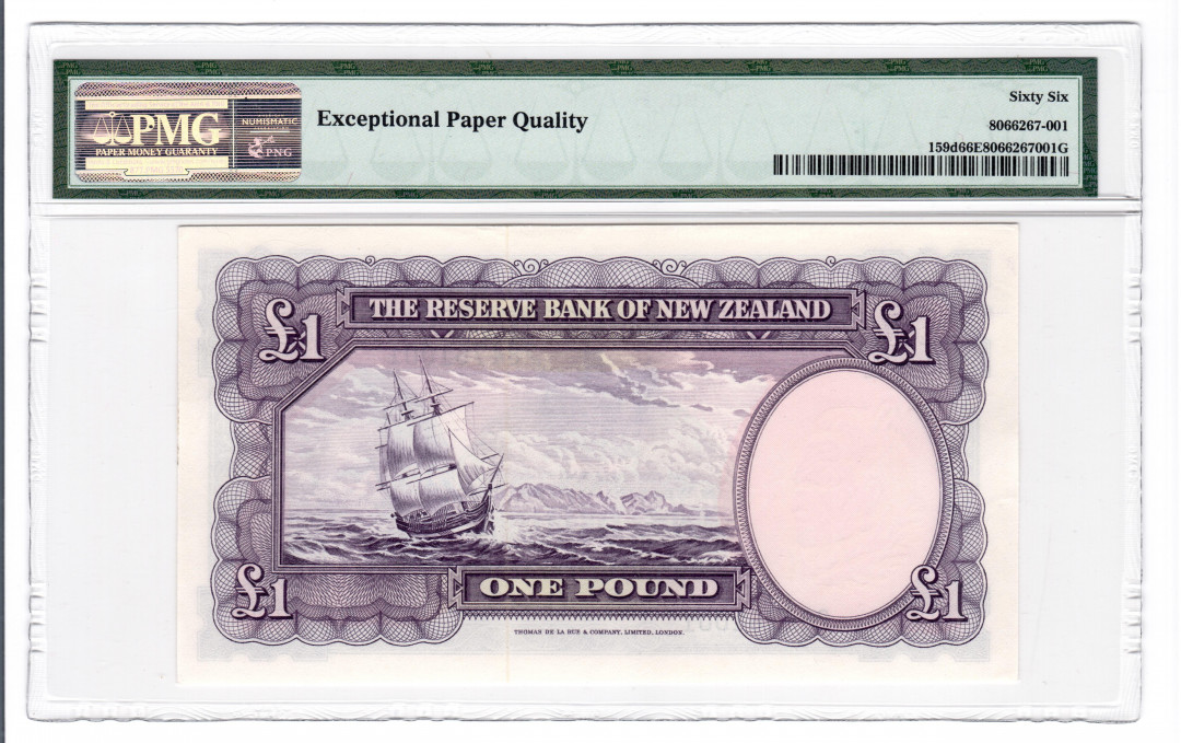 【收藏联盟】第132期拍卖——致敬女王（共60拍） 新西兰1960-67年1镑 P-159d  PMG66 EPQ 库克船长