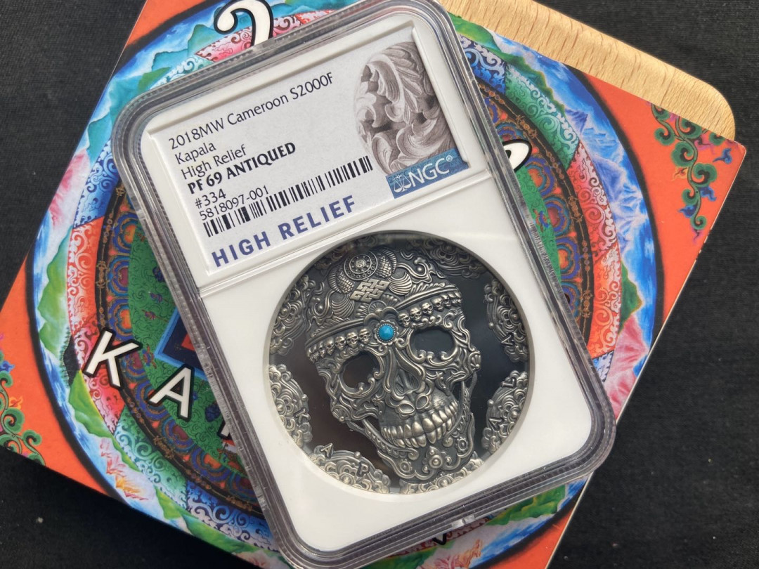 【币观天下】第104期钱币拍卖 【喀麦隆】高浮雕世界文化第一枚-嘎巴拉头骨
