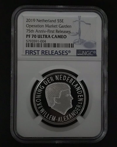 【随心拍&GetCoins】现代钱币拍卖第四十七期 卡装荷兰2019年二战市场花园空降行动精制纪念银币NGC70首期蓝标