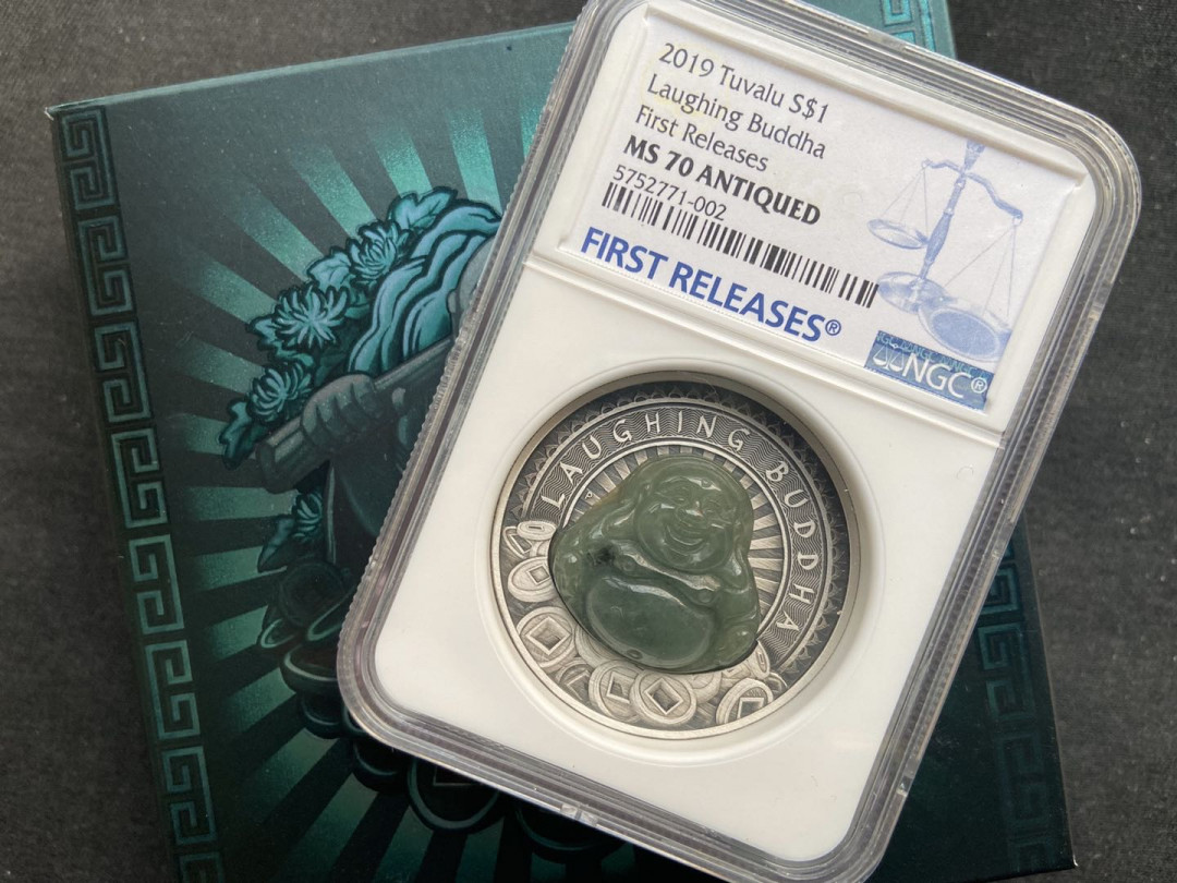 【币观天下】第104期钱币拍卖 【图瓦卢】2019年仿古镶嵌玉佛银币【蓝标ngc70】
