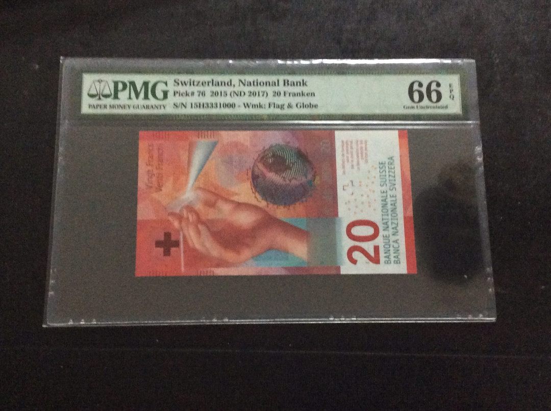 【收藏联盟】第132期拍卖——致敬女王（共60拍） 【一组2张】瑞士 2015年20法郎 000豹子号PMG66EPQ &瑞士 2014年20法郎 PMG66EPQ