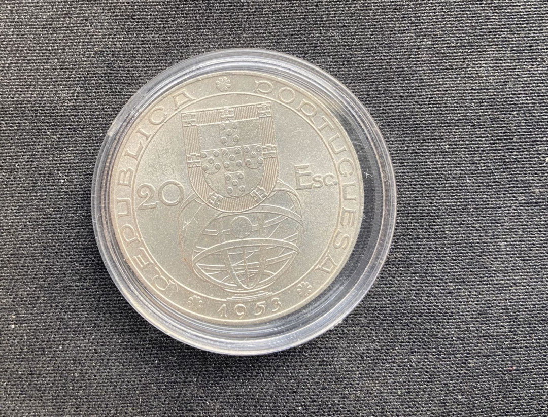 【币观天下】第104期钱币拍卖 葡萄牙共和国1953年20埃斯库多大银币秒杀