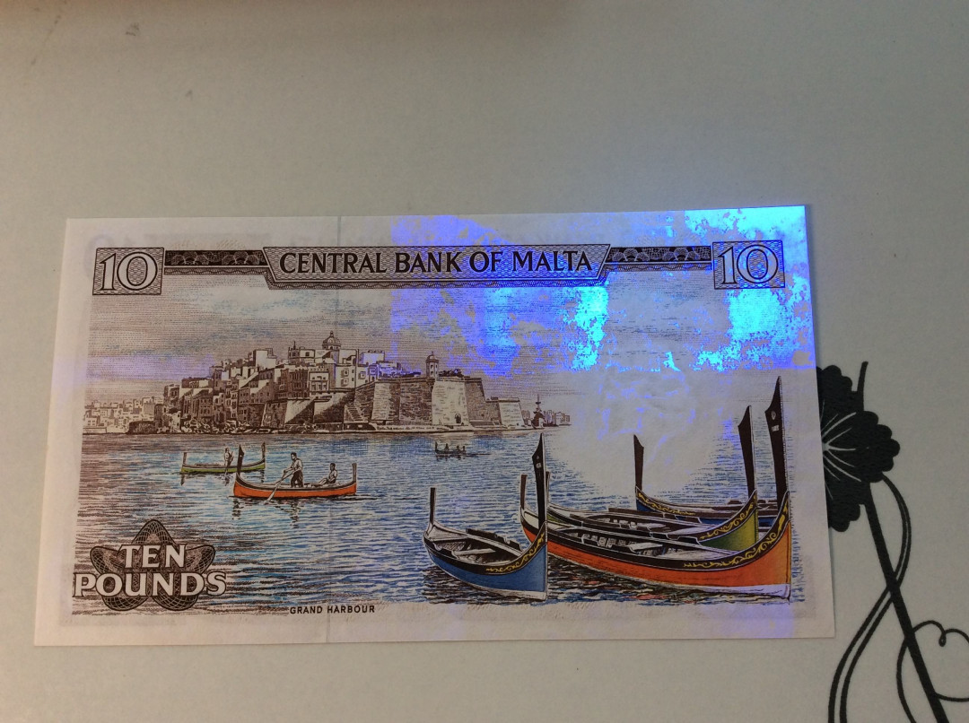 【收藏联盟】第132期拍卖——致敬女王（共60拍） 马耳他 1967年10里拉 经典彩背 UNC- 荧光反应 