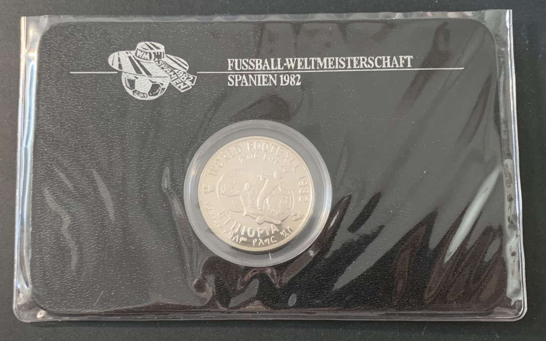 紫瑗钱币—微拍第49期  埃塞俄比亚 1982年 西班牙世界杯 20比尔 23.33克 0.925银 精制 德国原装卡