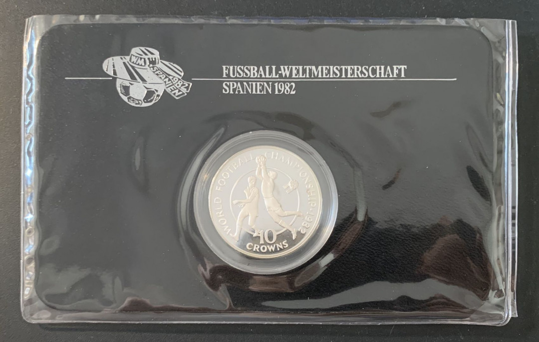 紫瑗钱币—微拍第49期  特克斯与凯恩斯  1982年 西班牙世界杯 守门 10元 23.28克 0.925银 精制 德国原装卡