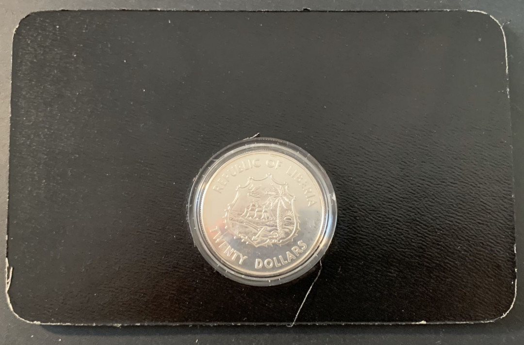 紫瑗钱币—微拍第49期  利比里亚 1983年 国际残疾人年 20元 28.28克 0.925银 精制 德国原装卡