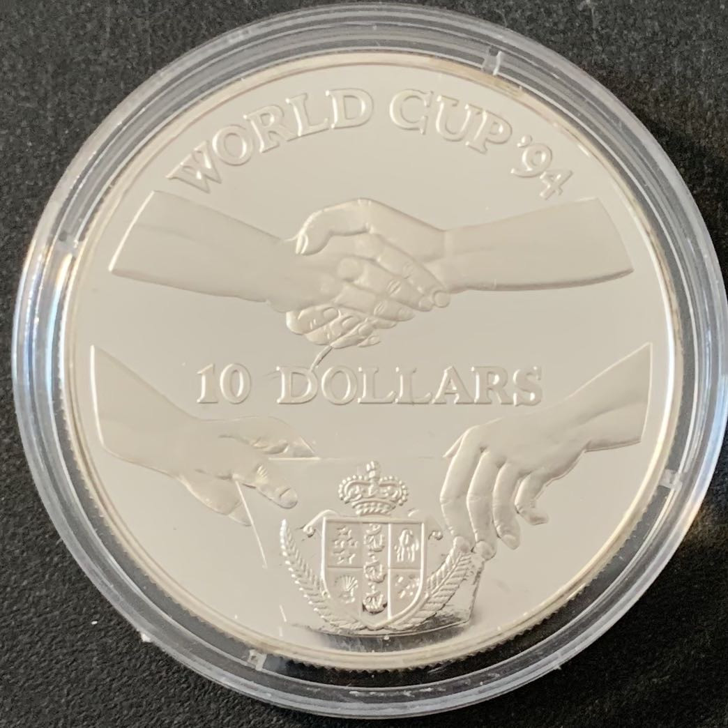 紫瑗钱币—微拍第49期  纽埃 1991年 94年美国世界杯 10元 31.53克 0.999银 精制