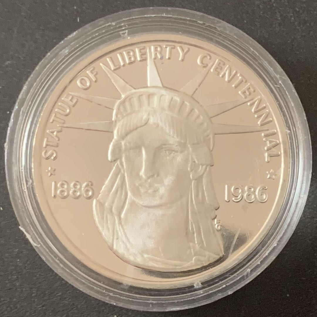 紫瑗钱币—微拍第49期  美国 1986年 欢迎到达美洲  银章 28.35克 0.925银 精制