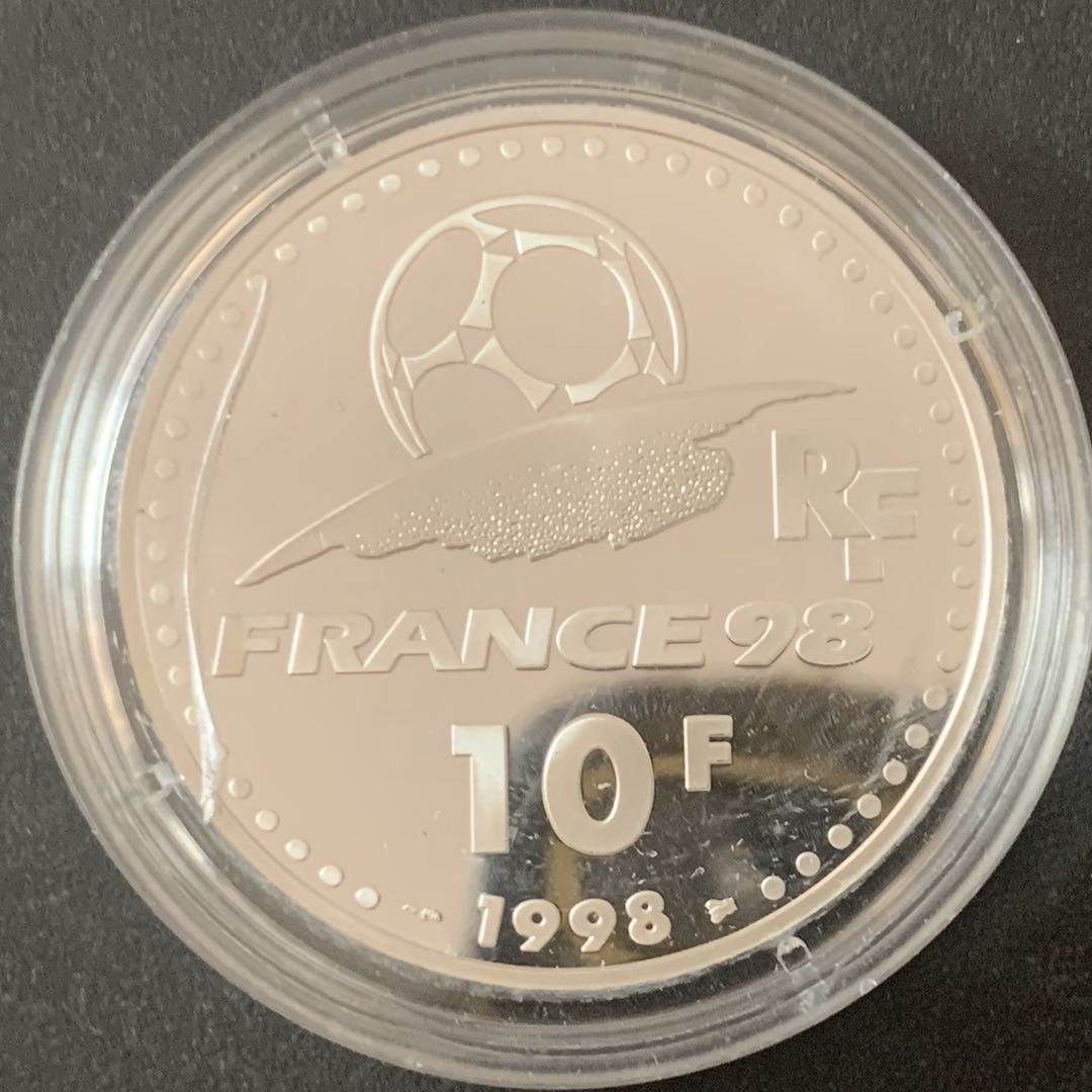 紫瑗钱币—微拍第49期  法国 1998年 世界杯 大力神杯 10法郎 21.16克 0.9银 精制