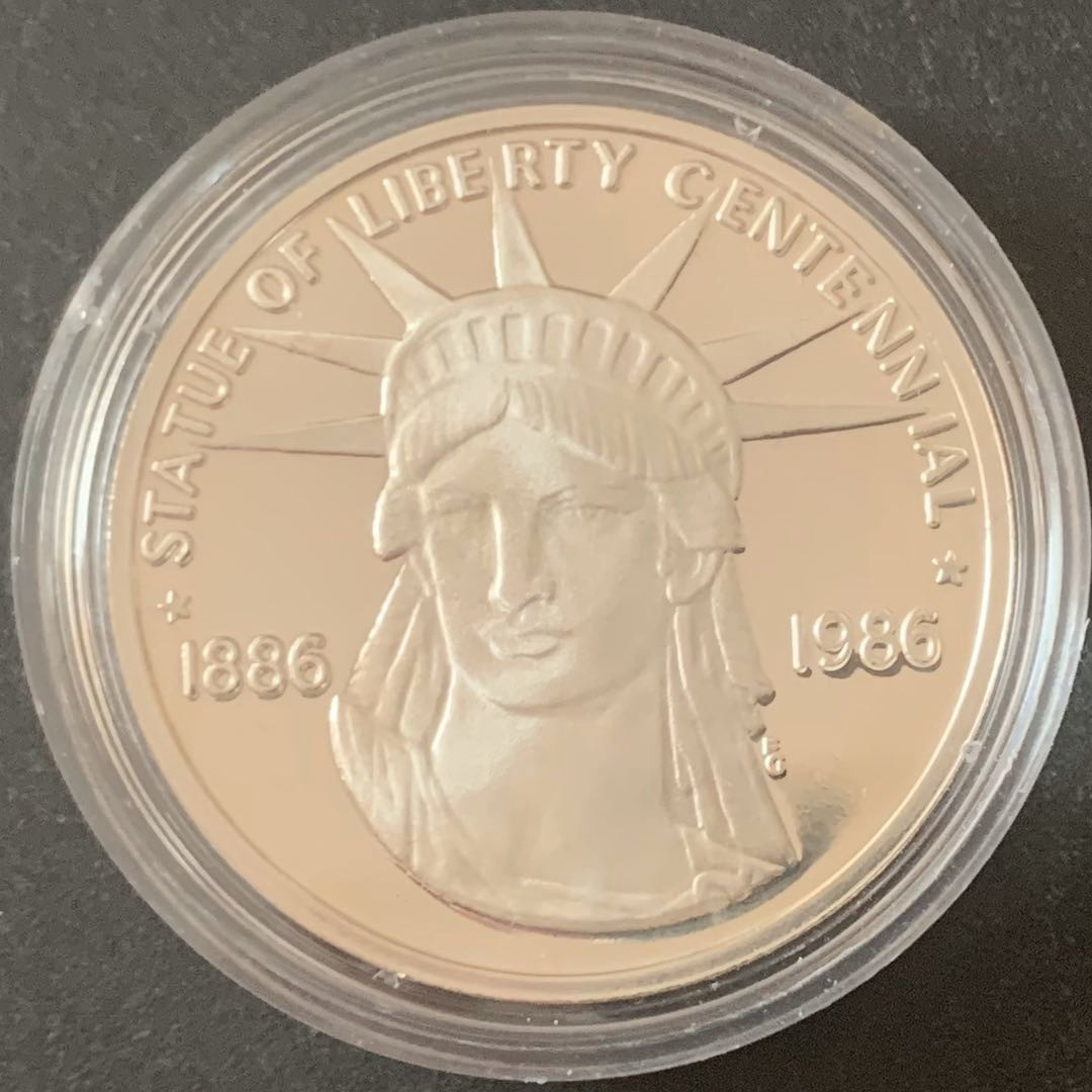 紫瑗钱币—微拍第49期  美国 1986年 查尔斯 林德伯格  银章 28.35克 0.925银 精制