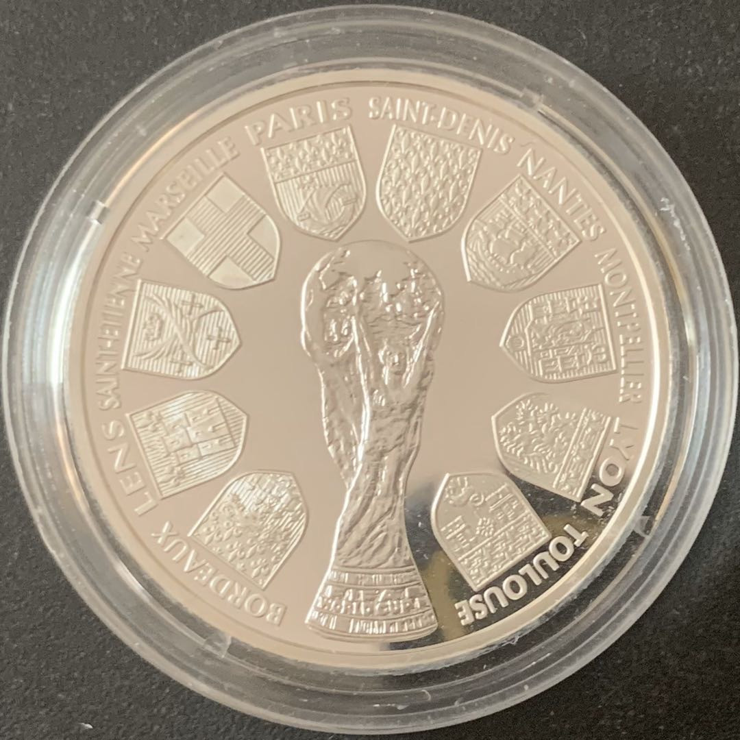 紫瑗钱币—微拍第49期  法国 1998年 世界杯 大力神杯 10法郎 21.16克 0.9银 精制