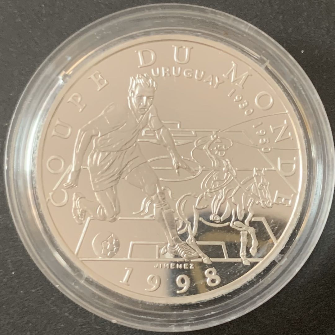 紫瑗钱币—微拍第49期  法国 1996年 98法国世界杯 带球 10法郎 21.16克 0.9银 精制