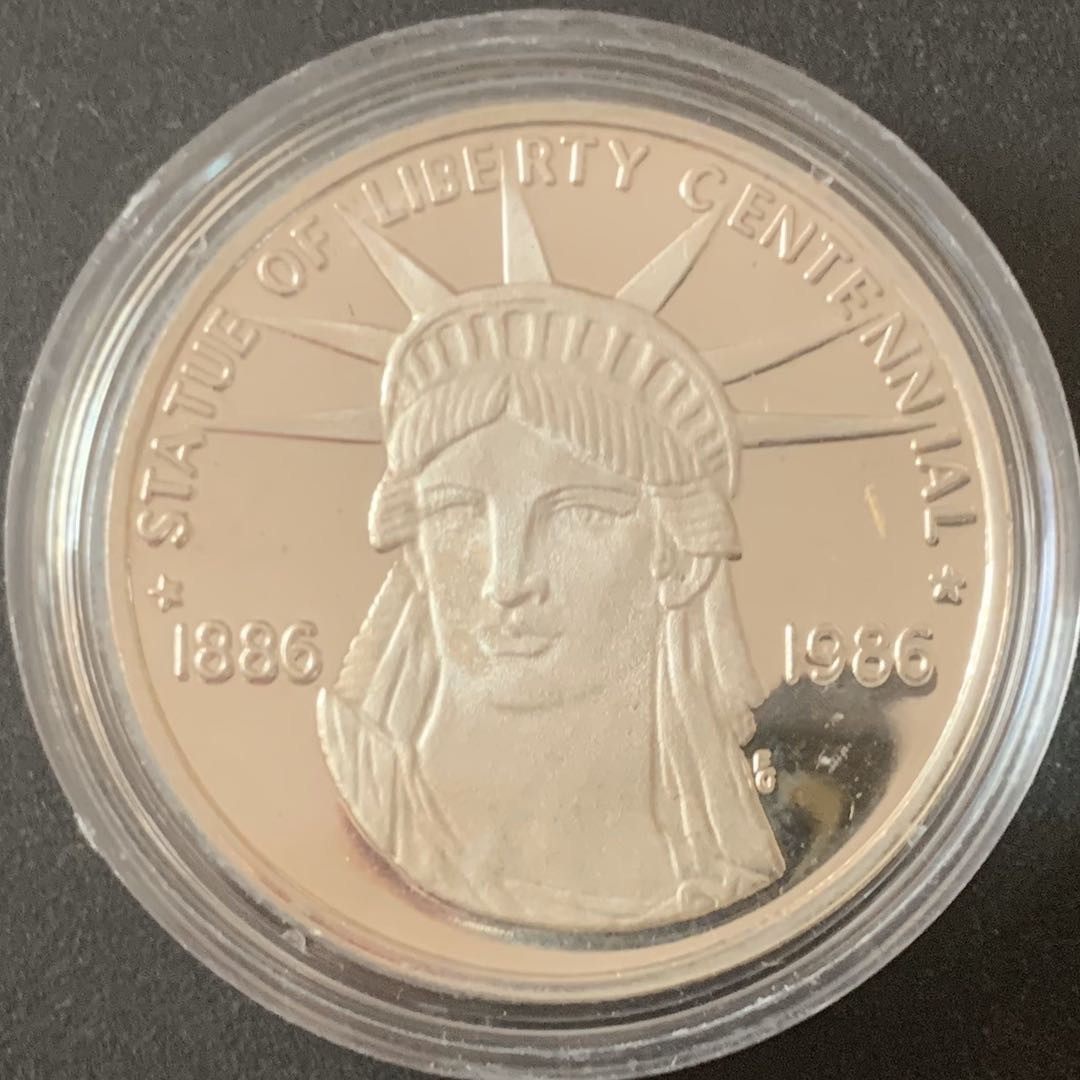 紫瑗钱币—微拍第49期  美国 1986年 西奥多 罗斯福 银章 28.35克 0.925银 精制