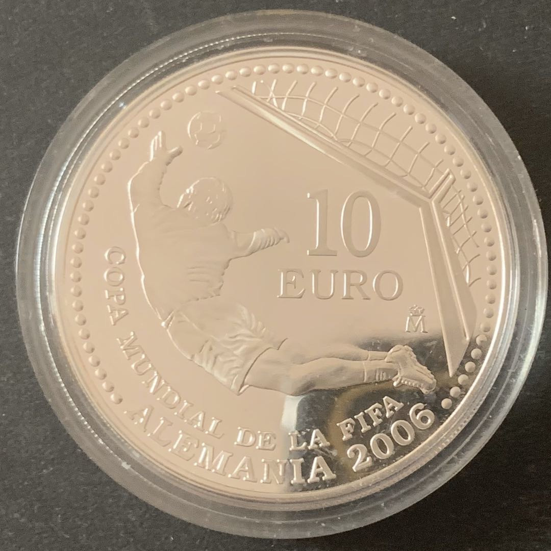 紫瑗钱币—微拍第49期  西班牙 2003年 06德国世界杯 扑球 10欧元 27克 0.925银 精制