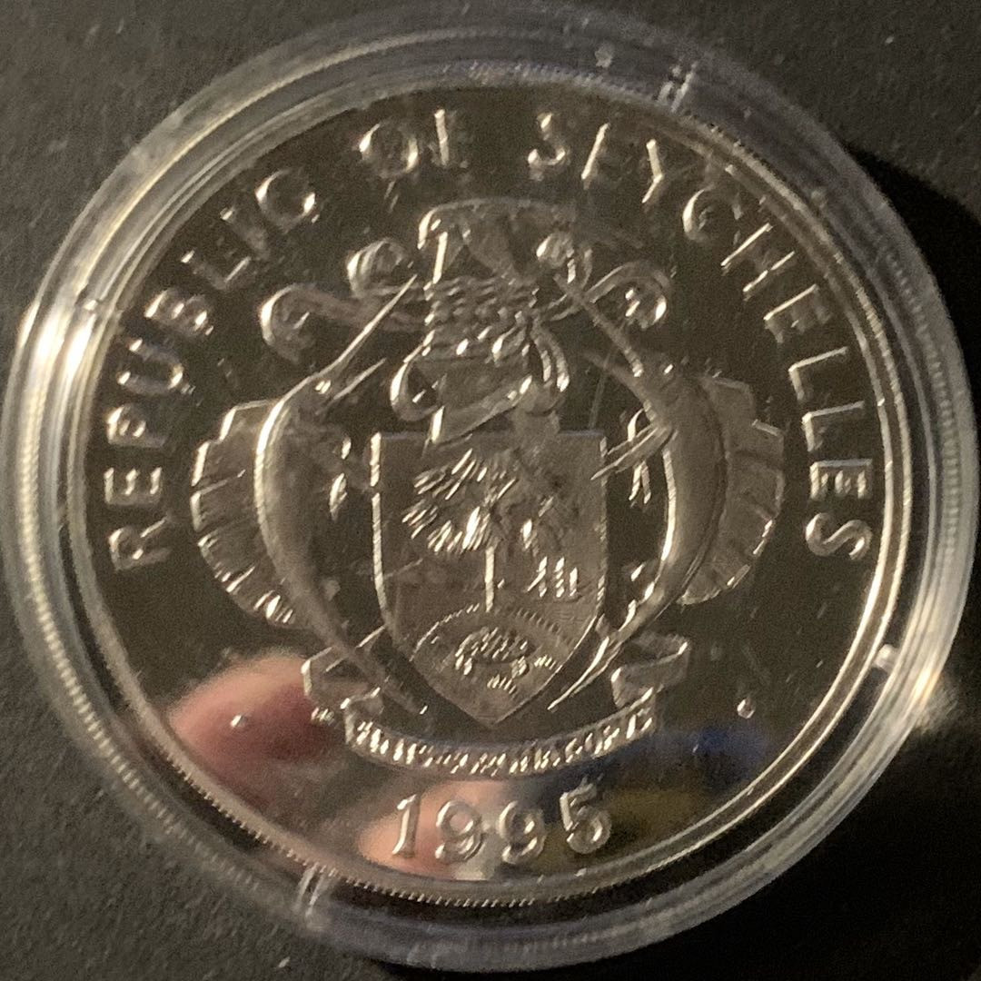 紫瑗钱币—微拍第50期  塞舌尔 1995年 世界濒危野生动物系列 猎隼 25卢比 28.28克 0.925银 精制